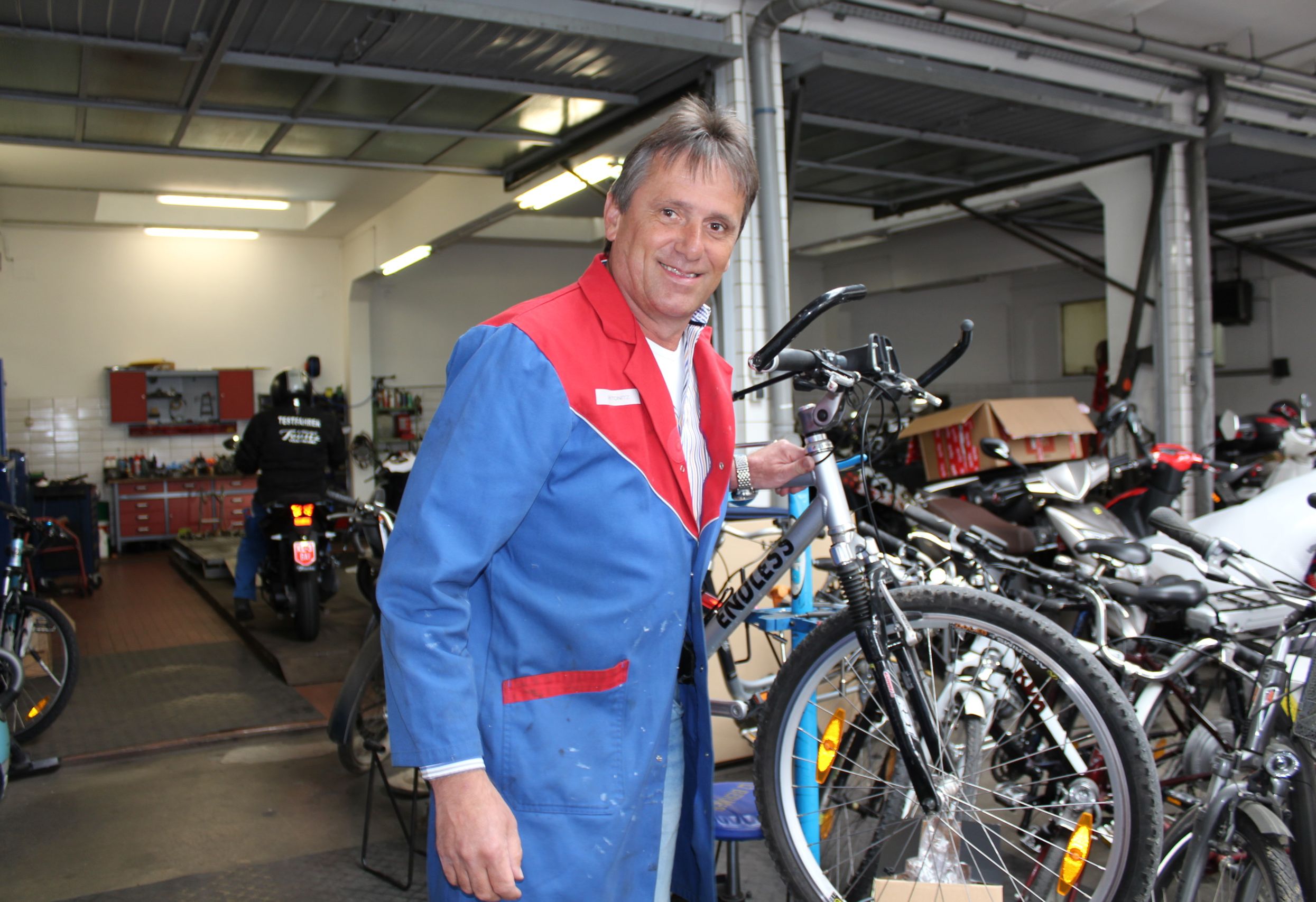 Fahrradreparatur Autohaus Tonitz
